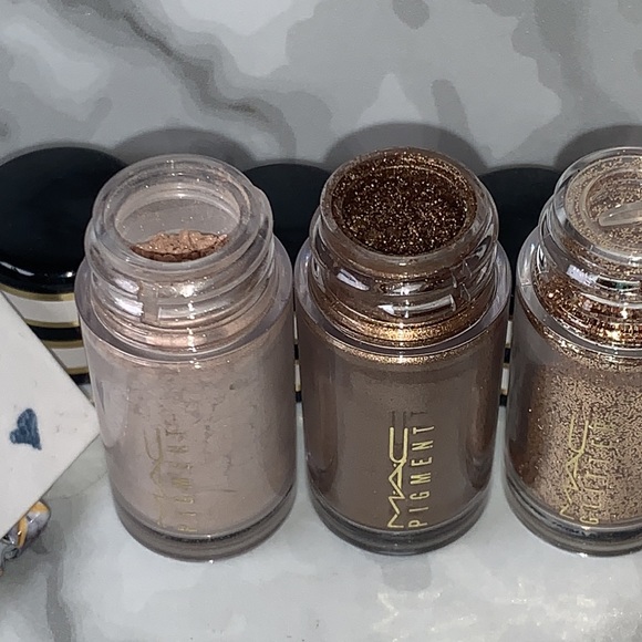 Nocturnals Black & Gold Set MAC PIGMENT & GLITTER SET - Picture 6 of 15